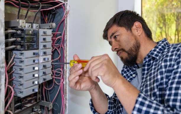 Best Local Electrician Companies  in Moriarty, NM